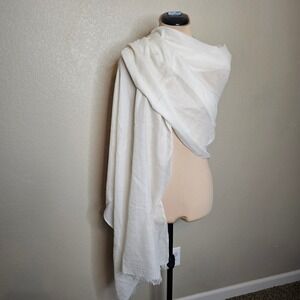Salvatore Ferragamo Cashmere Silk Scarf Ivory White Made in Italy Wrap Shawl